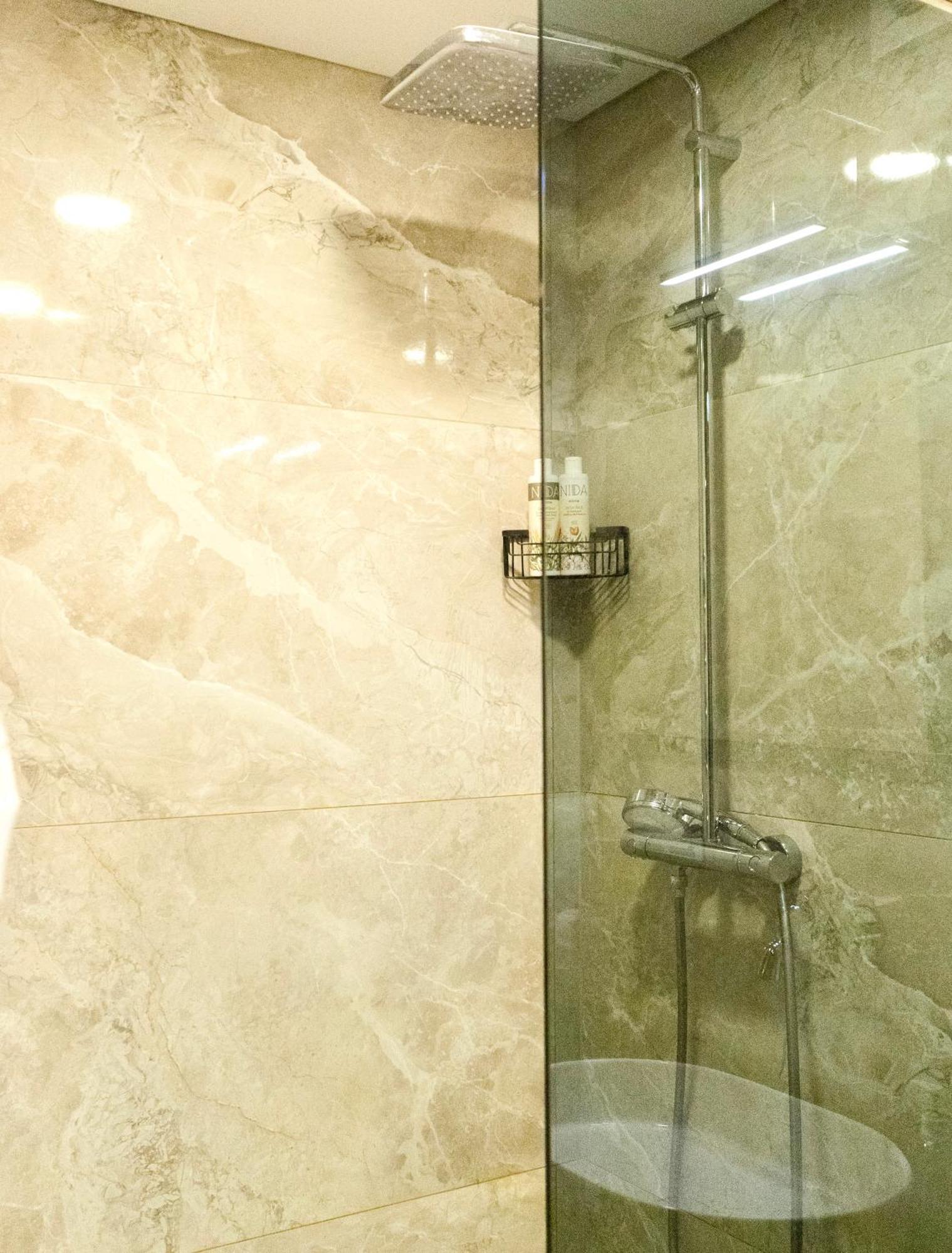 Petite City Centre Apartment โชเล ภายนอก รูปภาพ